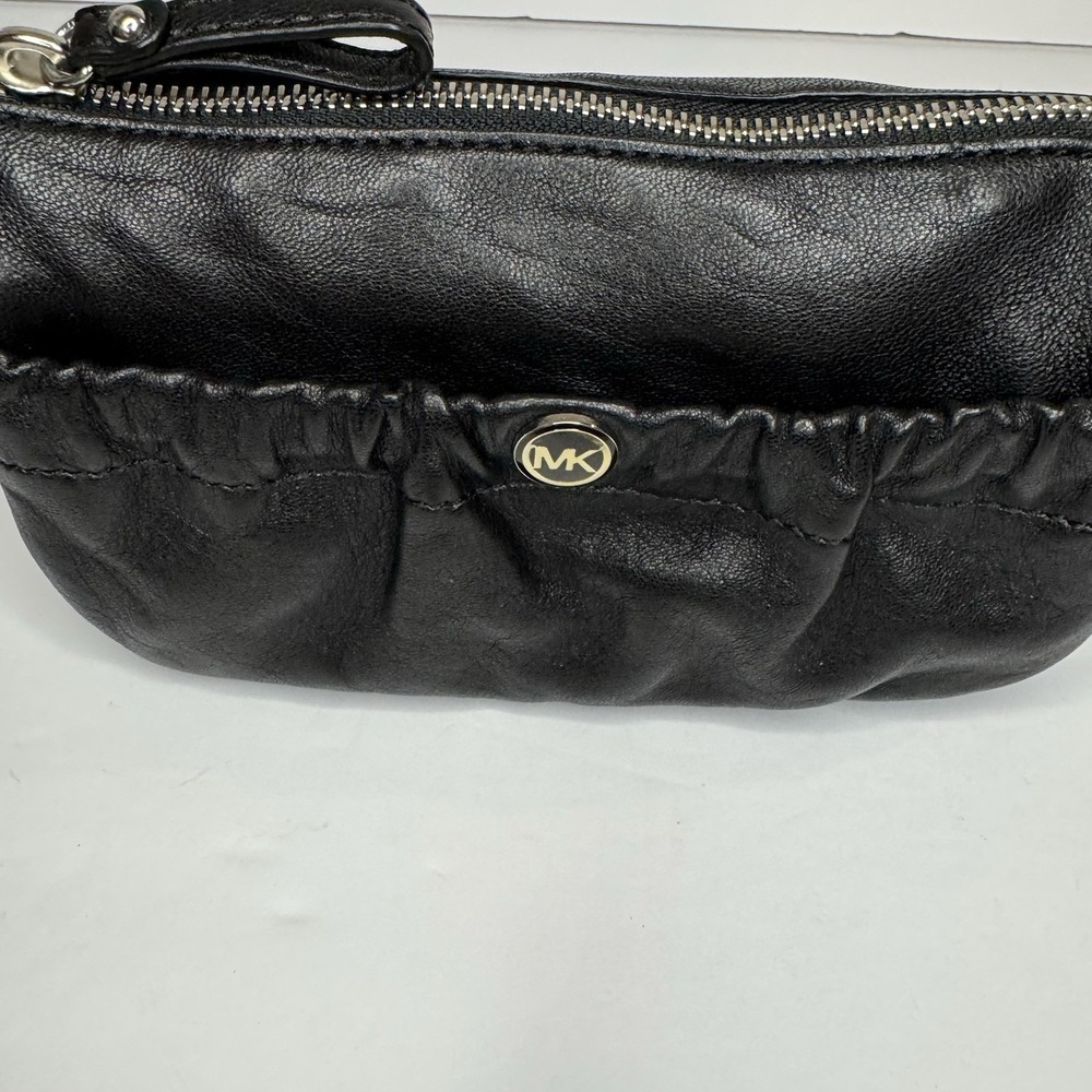 MICHAEL Michael Kors Bunched Front Pocket Mini Shoulder Bag Rare Find Leather - Picture 14 of 16